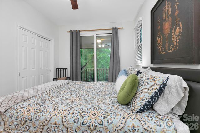 154 Chestnut Lane, Cedar Mountain, NC 28718