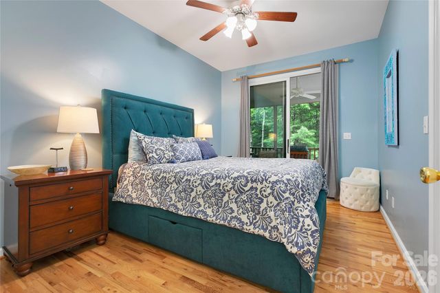 154 Chestnut Lane, Cedar Mountain, NC 28718