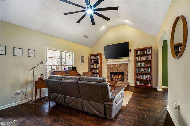 1028 Whispering Woods Drive, Canton, GA 30114