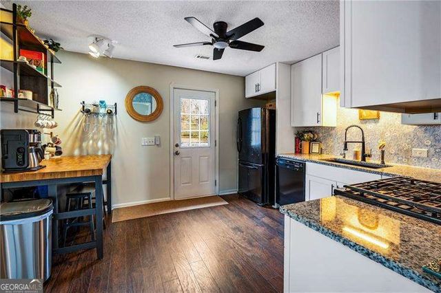 1028 Whispering Woods Drive, Canton, GA 30114