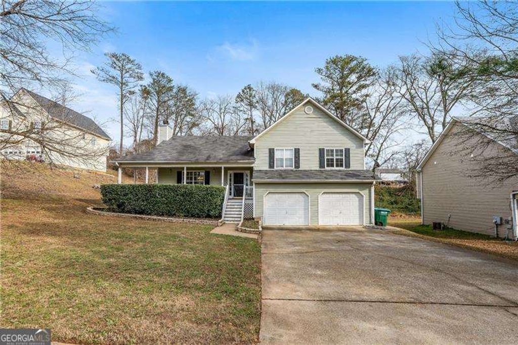 1028 Whispering Woods Drive, Canton, GA 30114