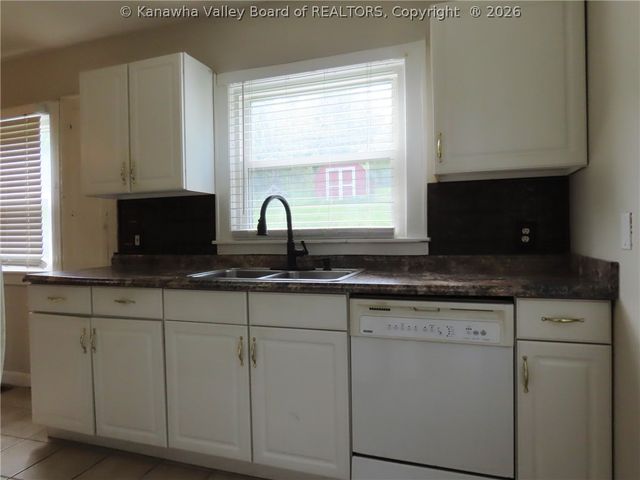 2649 Evergreen Drive, Charleston, WV 25302