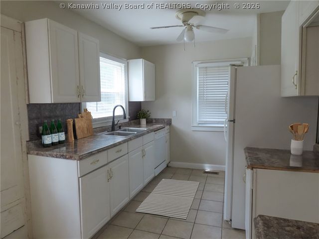 2649 Evergreen Drive, Charleston, WV 25302