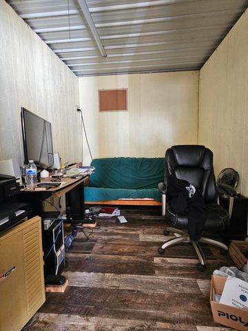 448 N Walnut Street, Logan, OH 43138