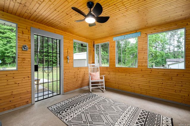 733 Cara Jane Drive, Redfield, AR 72132