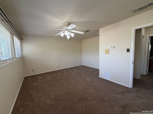 1236 E Live Oak Rd, Schertz, TX 78154