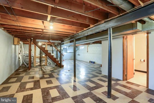 3240 CLOVERFIELD RD, Harrisburg, PA 17109