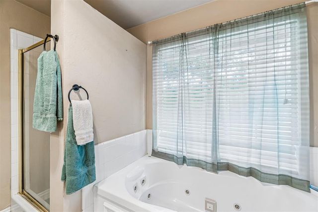 4275 Cedar Creek Drive, Edmond, OK 73034