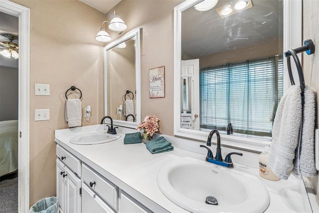 4275 Cedar Creek Drive, Edmond, OK 73034