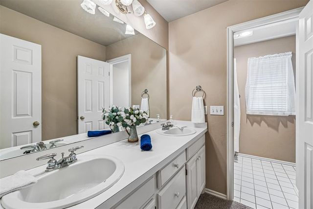 4275 Cedar Creek Drive, Edmond, OK 73034
