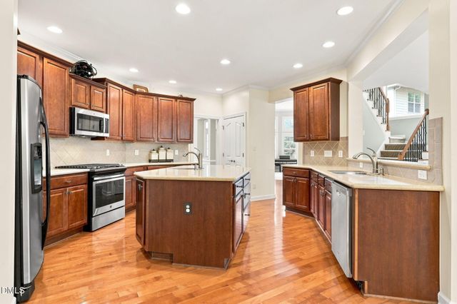 114 Castle Garden Street, Cary, NC 27513