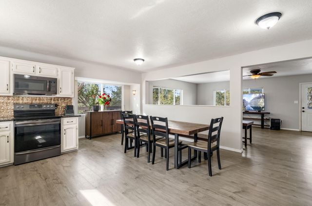 41 Calle Del Media, Tijeras, NM 87059