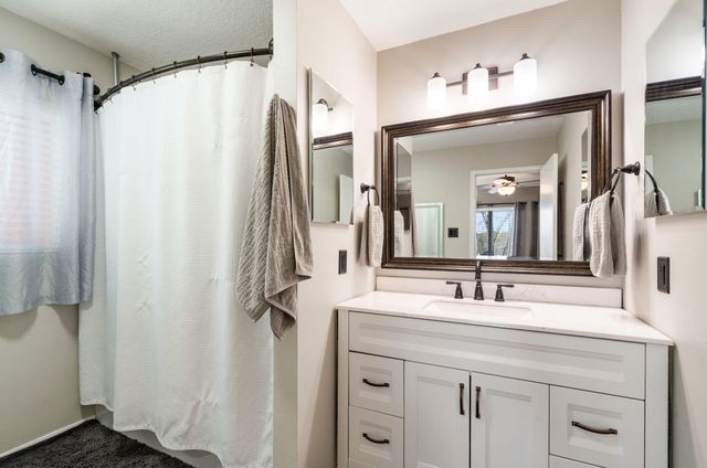 41 Calle Del Media, Tijeras, NM 87059