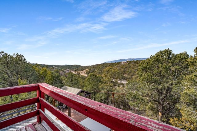 41 Calle Del Media, Tijeras, NM 87059