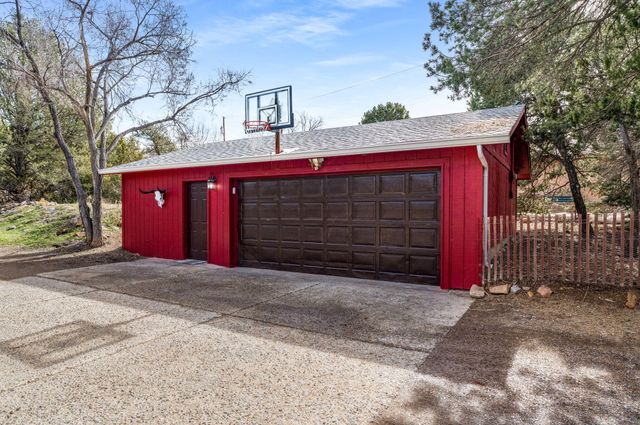 41 Calle Del Media, Tijeras, NM 87059