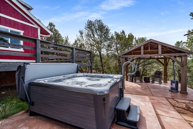 41 Calle Del Media, Tijeras, NM 87059