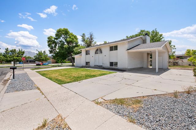 2215 W BONNIEBROOK, Taylorsville, UT 84129