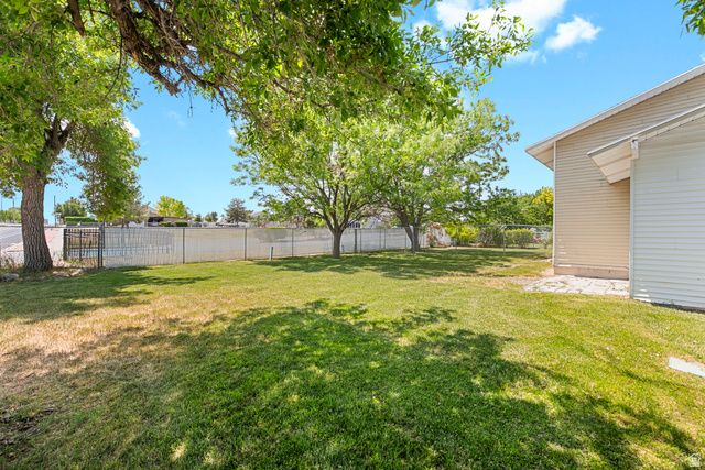 2215 W BONNIEBROOK, Taylorsville, UT 84129