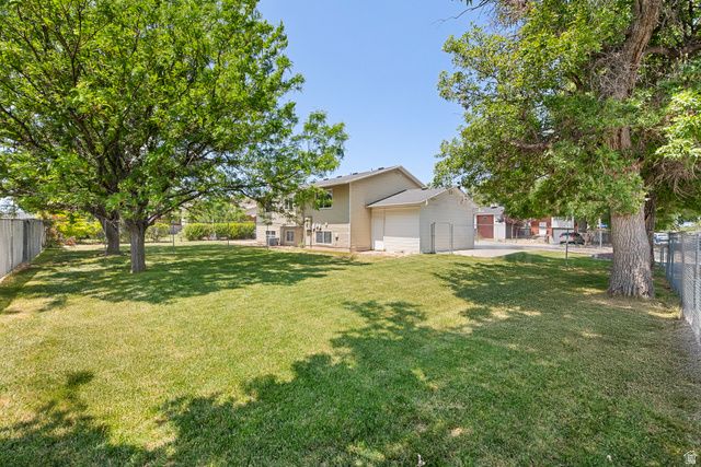 2215 W BONNIEBROOK, Taylorsville, UT 84129