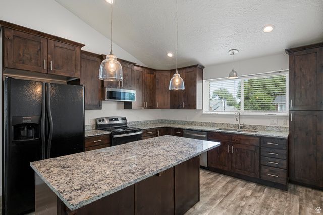 2215 W BONNIEBROOK, Taylorsville, UT 84129