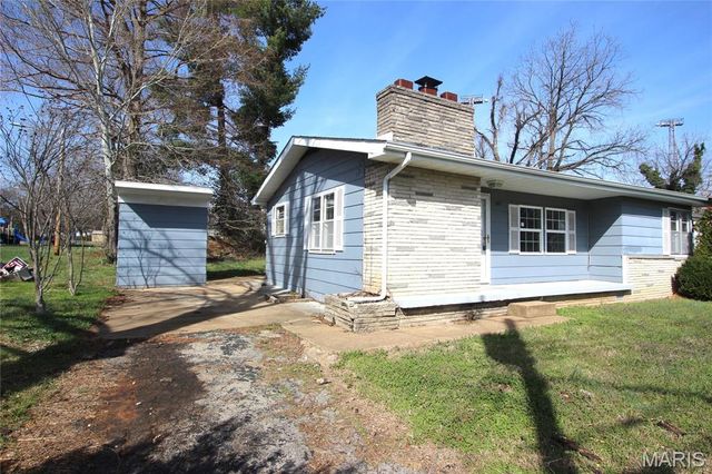 527 Virginia Avenue, Farmington, MO 63640