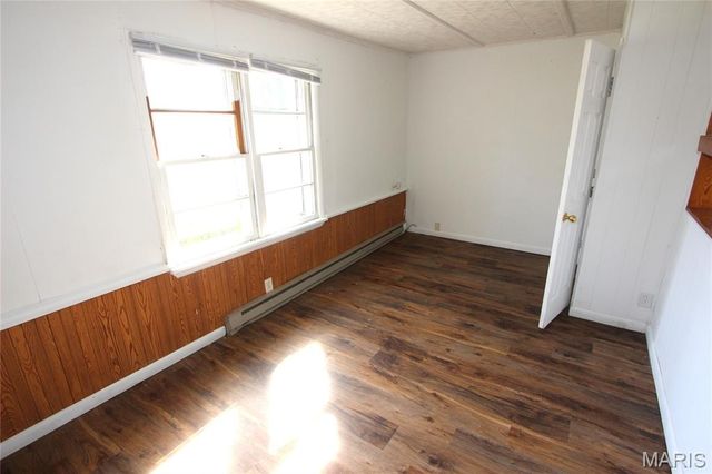 527 Virginia Avenue, Farmington, MO 63640