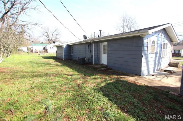 527 Virginia Avenue, Farmington, MO 63640