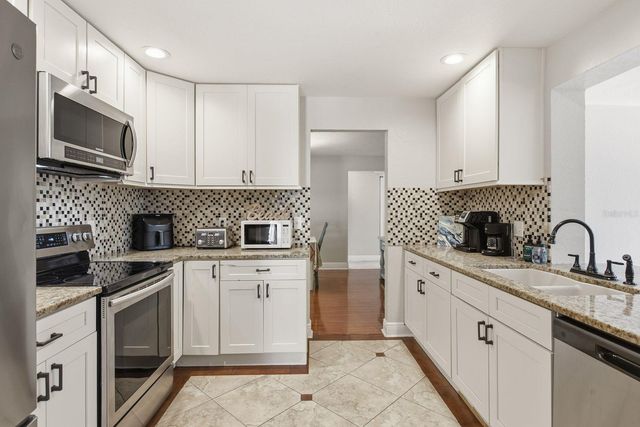9165 136TH STREET, Seminole, FL 33776