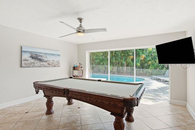 9165 136TH STREET, Seminole, FL 33776