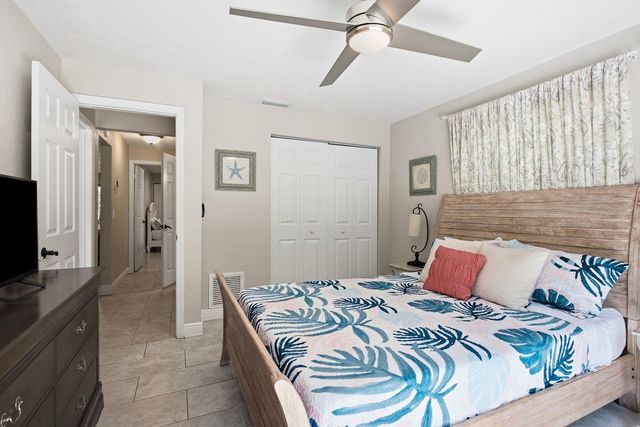 9165 136TH STREET, Seminole, FL 33776