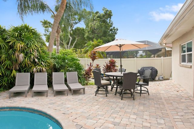 9165 136TH STREET, Seminole, FL 33776