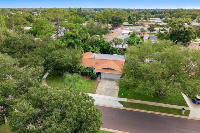 9165 136TH STREET, Seminole, FL 33776
