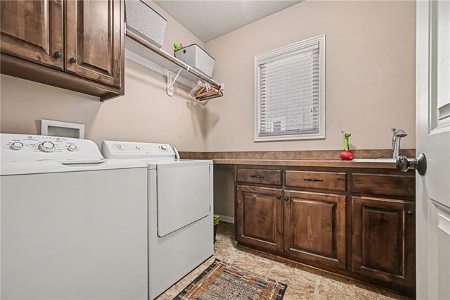 1819 NE 102nd Terrace, Kansas City, MO 64155