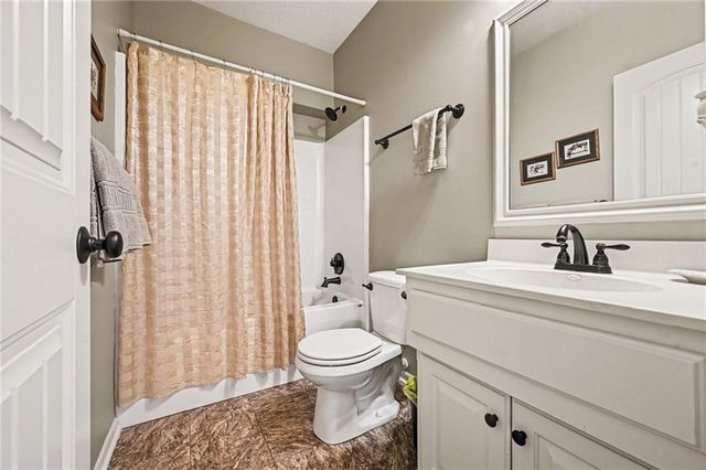 1819 NE 102nd Terrace, Kansas City, MO 64155