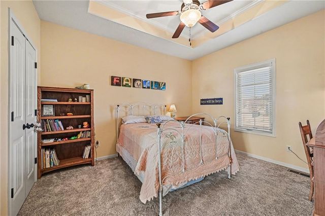 1819 NE 102nd Terrace, Kansas City, MO 64155