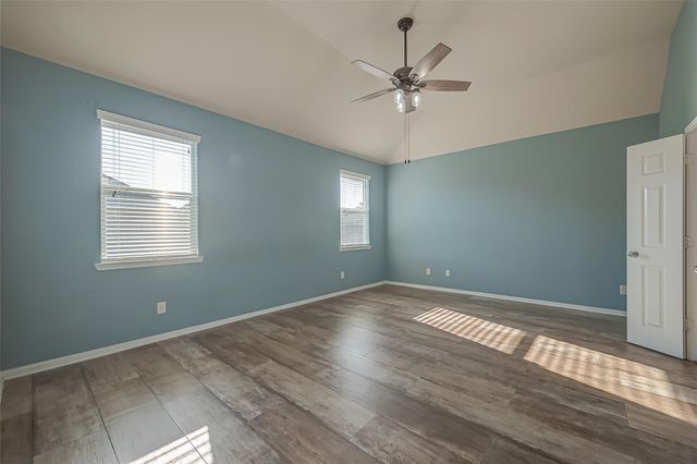 8306 Hampton Bay Drive, Baytown, TX 77523