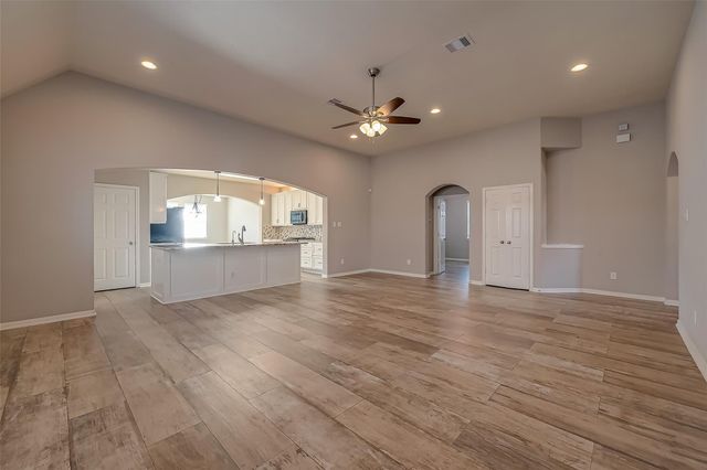 8306 Hampton Bay Drive, Baytown, TX 77523