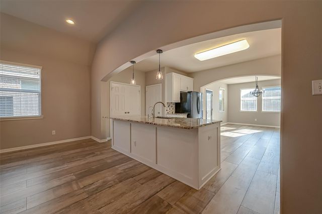 8306 Hampton Bay Drive, Baytown, TX 77523