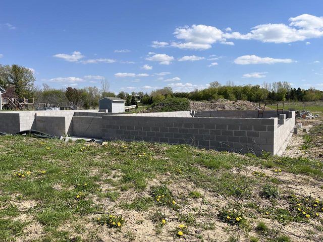 W2525 WOODLAND ROAD, Iron Ridge, WI 53035