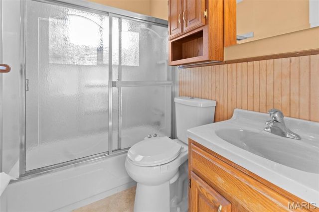 2082 Marrisa Drive, Florissant, MO 63031