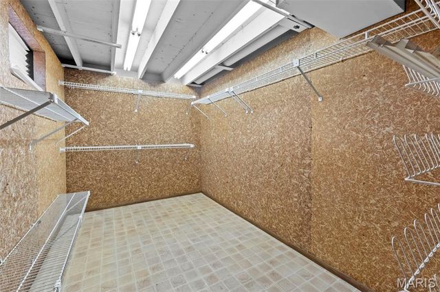 2082 Marrisa Drive, Florissant, MO 63031