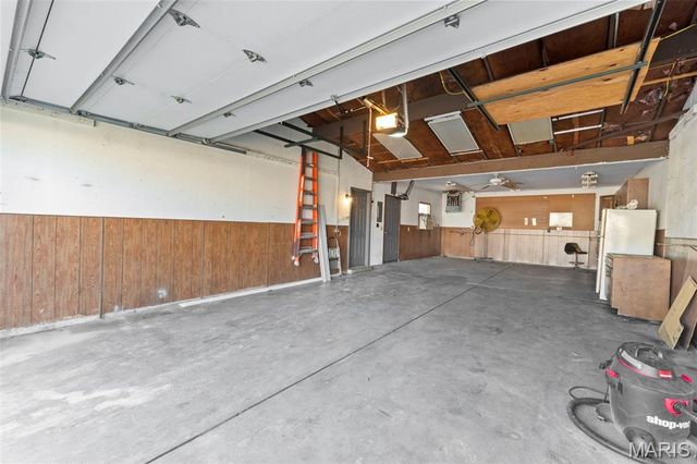 2082 Marrisa Drive, Florissant, MO 63031