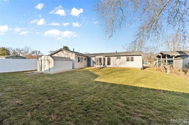 2082 Marrisa Drive, Florissant, MO 63031