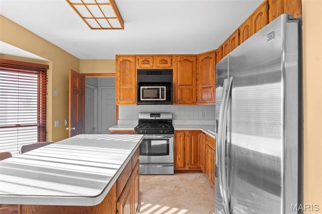 2082 Marrisa Drive, Florissant, MO 63031