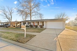 2082 Marrisa Drive, Florissant, MO 63031