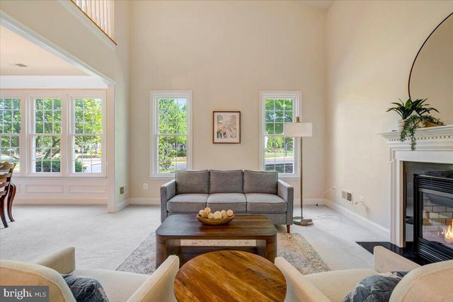 6921 NETHERSTONE CT, Gainesville, VA 20155