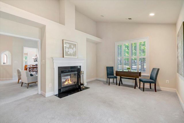 6921 NETHERSTONE CT, Gainesville, VA 20155