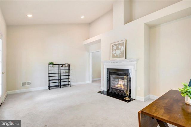 6921 NETHERSTONE CT, Gainesville, VA 20155
