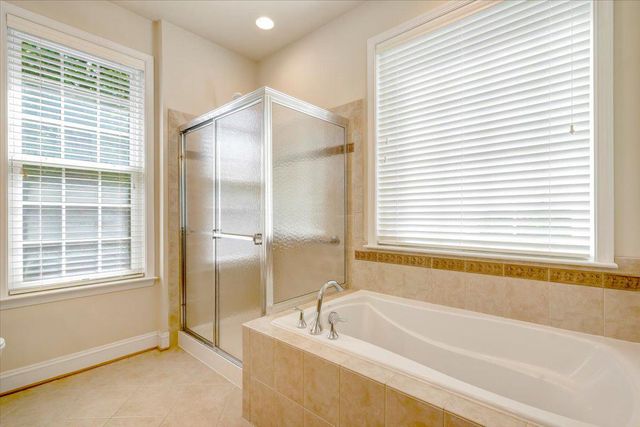 6921 NETHERSTONE CT, Gainesville, VA 20155
