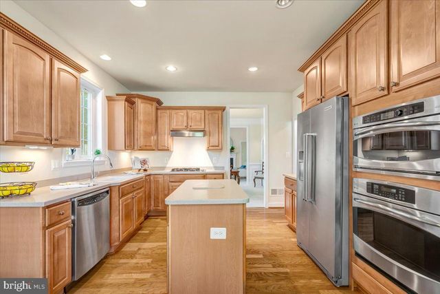 6921 NETHERSTONE CT, Gainesville, VA 20155